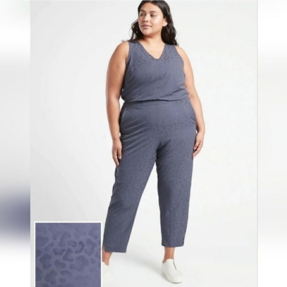 Athleta Brooklyn textured jumpsuit in medieval Violet size 18